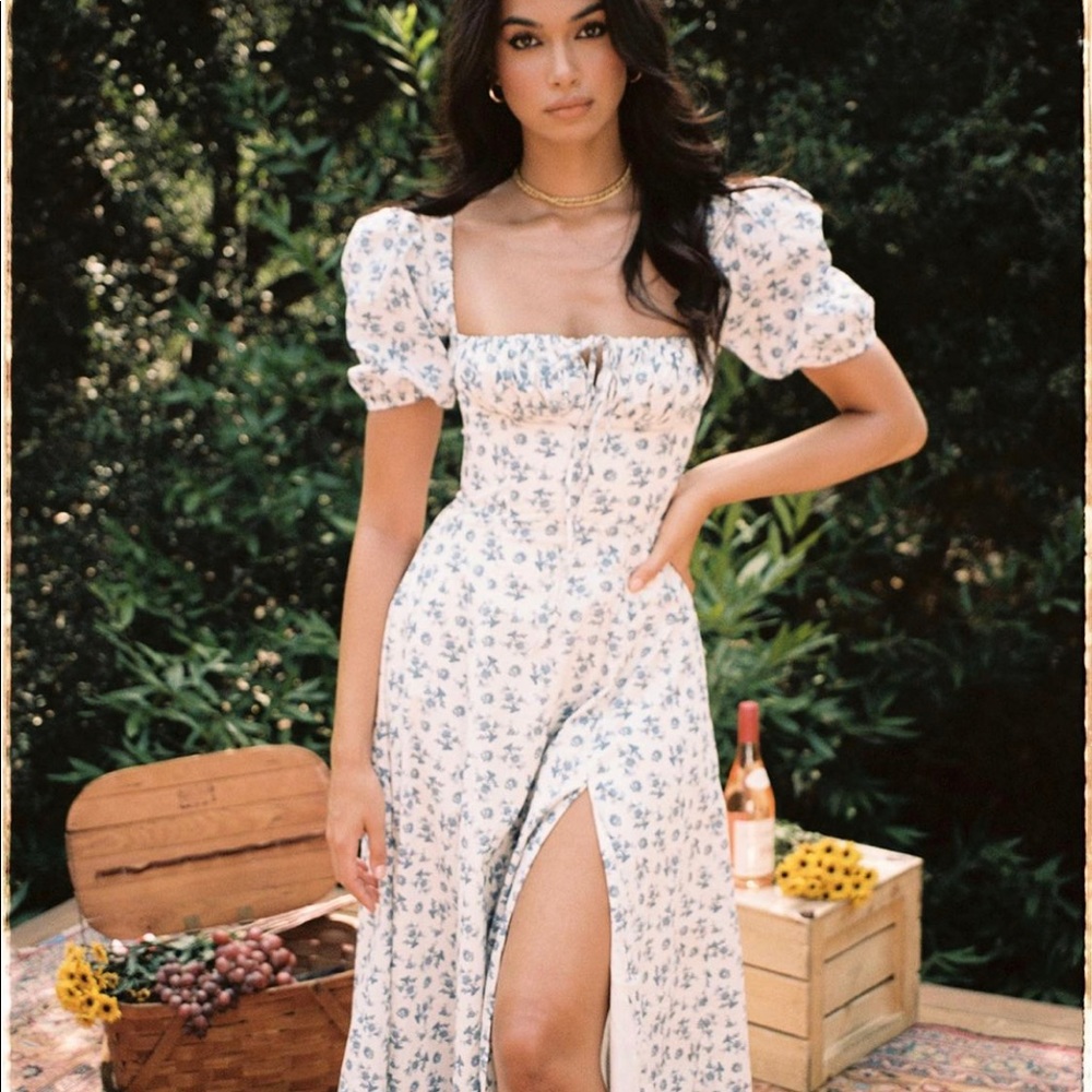 Tallulah dress by House of CB - Picture 3 of 4